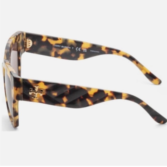 🕶️ Tory Burch Honey Tortoise Shell Gold Rimmed Sunglasses 🕶️ - Picture 2 of 12